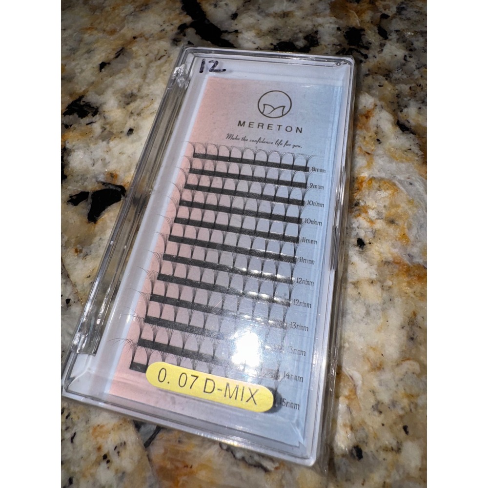 Mereton Eyelash Extensions D-Mix 0.07 Volume Lash Tray 8-15mm Mixed Lengths